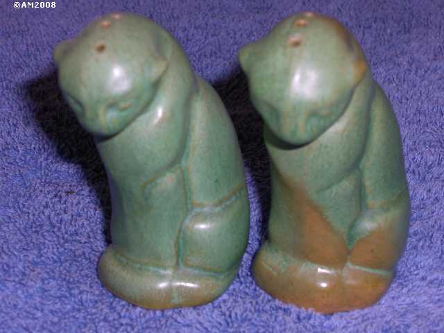 Cat shakers glazed prairie green